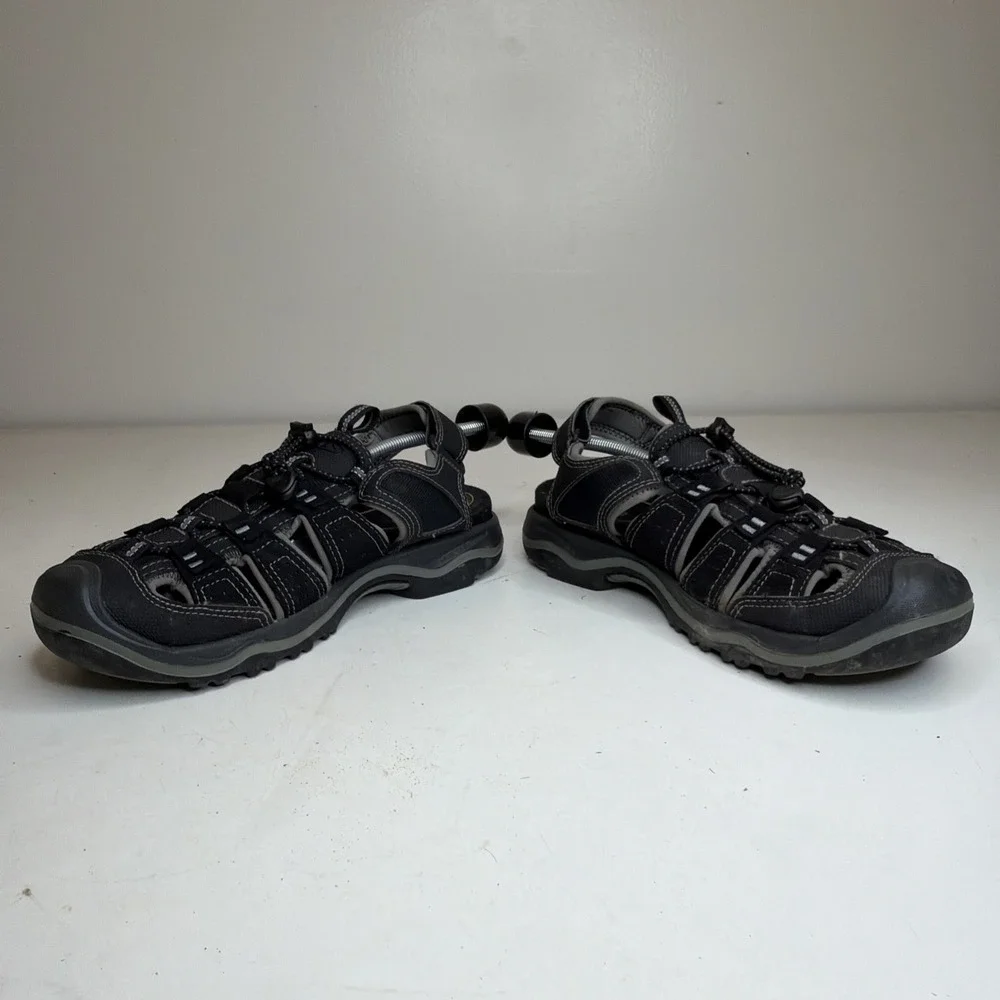 Keen Rialto Size 9 Black Waterproof Hiking Sport Sandals Water Shoe KTH